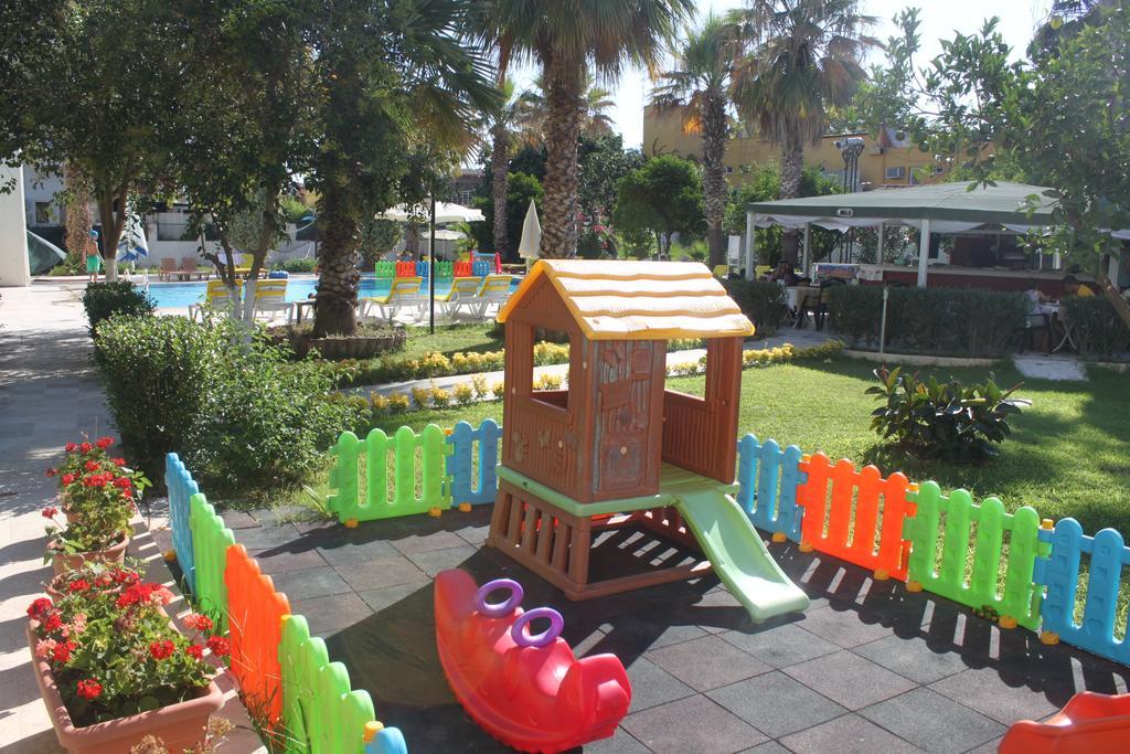 Twins Hotel Kiris Bagian luar foto